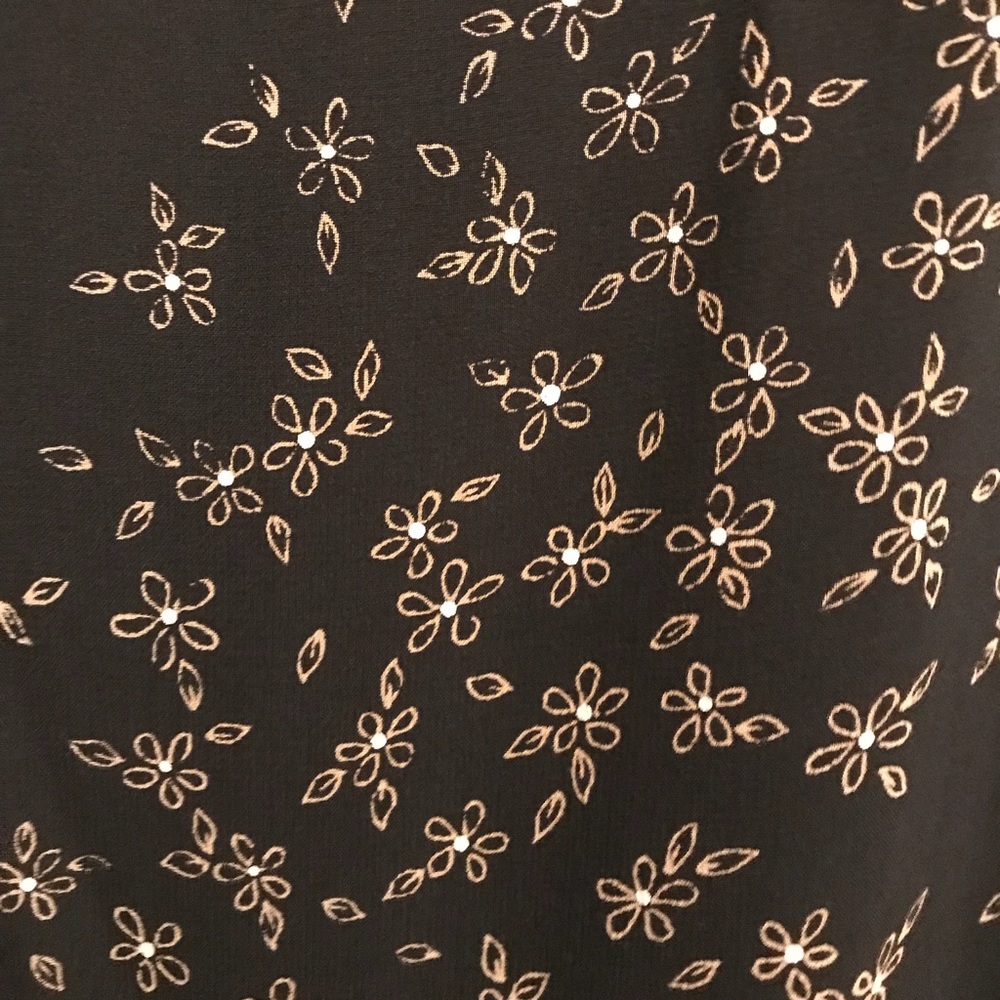 Dress - Picture 3 of 6